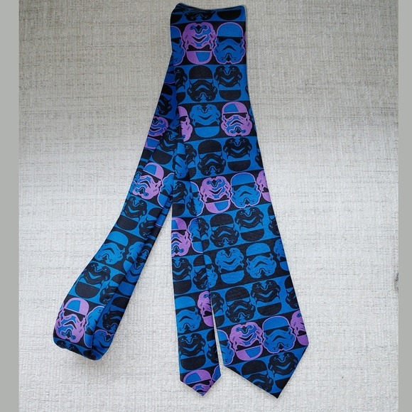 Storm Troopers Neck Tie - Picture 2 of 4